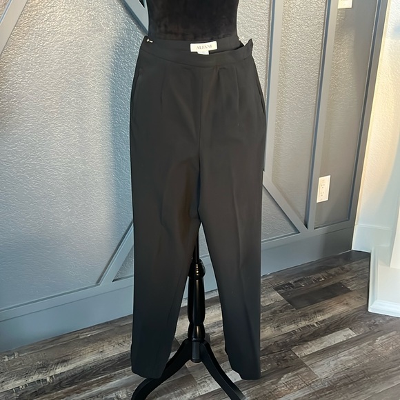 Alfani black suit slacks; size 6 - Picture 1 of 3